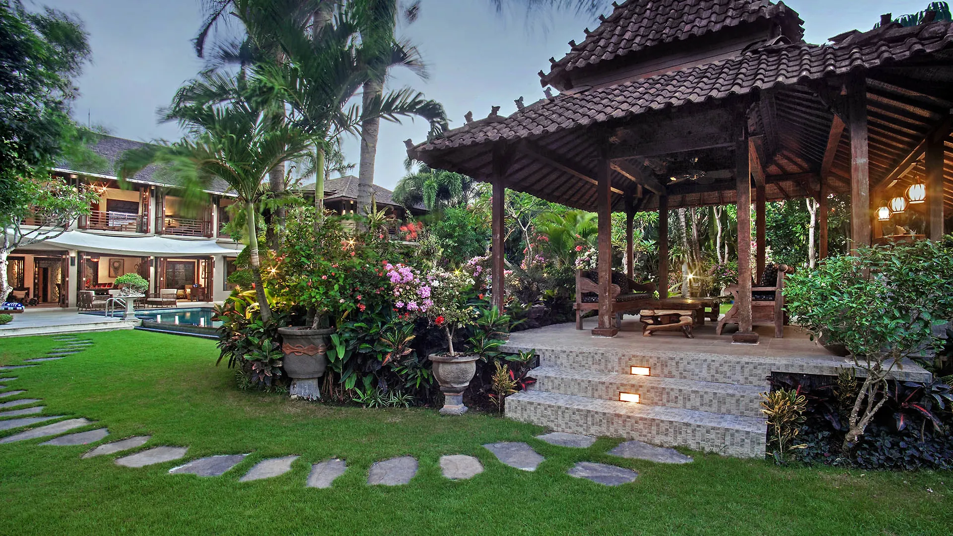 Avalan Bali Hotel Canggu